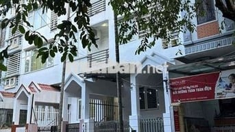 Mặt bằng KB ,Văn Phòng + kho 60m2 Nguyễn Văn Lộc —Hà Đông