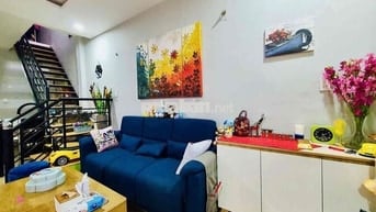 Trần Quang Diệu, trung tâm quận 3, nhà nở hậu , khu dân trí cao