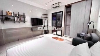 CĂN HỘ FULL NỘI THẤT CAO CẤP CÓ CẢ BAN CÔNG MÁY GIẶT RIÊNG