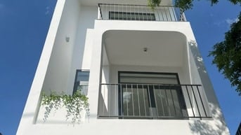 BÁN HOẶC CHO THUÊ NHÀ MẶT TIỀN NGUYỄN XIỂN – GẦN VINHOMES GRAND PARK, 