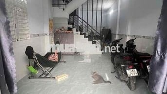 cho thuê nhà nguyên căn đường bê tông 5m nhà lầu suốt sạch sẽ ở liền
