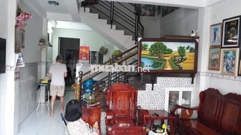 Nhà HXH Phan Văn Trị. P.11. Bình Thạnh 4.2x12.5m.; 2PN-2WC; 17tr (TL)