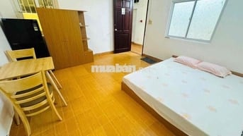 Cho Thuê Phòng Sát Sân Bay Nội Thất đầy đủ, có thang máy