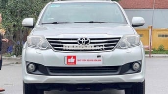 Toyota Fortuner 2014 2.7V 4x4 - 120000 km