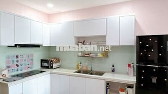 Căn hộ Full nội thất đẹp - Dọn vào ở ngay (NHÀ MỚI, VIEW ĐẸP, Ở LIỀN)