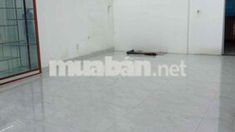 Cho thuê phòng lớn dạy học nhà mặt tiền