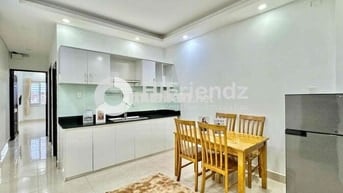 Căn Hộ 2PN Cửa Sổ Thang Máy Full NT Rộng 55m2 Ngay Đại Học Hoa Sen Q10