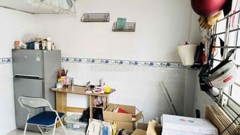 phòng trọ gác lửng 15m2 Hẻm 122, Tôn Đản, Q4