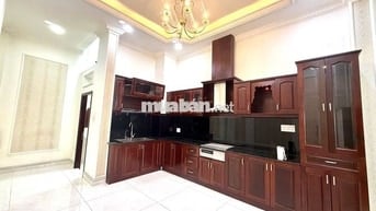 Nhà 3 tầng mới xây lung linh, rất đẹp, 4m x 22m, 4PN,4WC,đg 12m Bà Hom