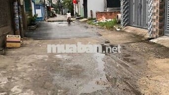 Đất MT đường thông 15 ra t lộc 14. Dt: 5x20=100m2, gần vườn Lài.