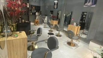 CHÍNH CHỦ BÁN GẤP 5 TỶ9 ĐANG CHO THUÊ BABARSHOP TIỆM HỚT TÓC HD 5 NĂM 