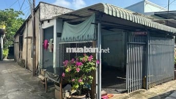 Nhà hẻm  xe hơi thông 2 mặt tiền. 79,5m2. Ngay trung tâm TP