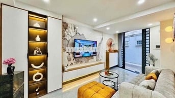 NHÀ ĐẸP HAI MẶT TIỀN – 5.2x8.5M – 2 TẦNG – 3PN – HẺM THÔNG – CÁCH MT 1