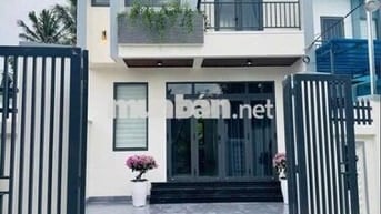 Kẹt Tiền Bán Nhà TT Phường Tương Bình Hiệp, TDM - Giá Chỉ 2 Tỷ 500,SHR