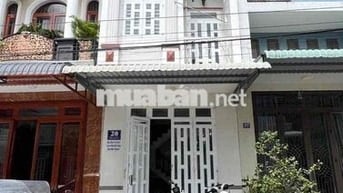 Nhà lầu 4 phòng - 3 máy lạnh KDC ĐH Y Dược