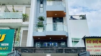 Đi nước ngoài Bán gấp nhà Ngô Quyên, P8, Q10. Giâ 3,68tỷ . Hẻm 6m