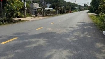 Đất  mặt tiền đường DH504 An long Phú Giáo HCM giá 650tr /400m2(10*40)