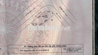 Căp nền góc đường B23 Và B12 KDC Hưng Phú đối diện trường học