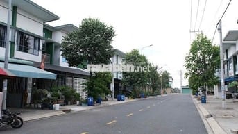 Bán gấp căn Shophouse 2 tầng 85m2 tại KĐT Oasis City, Giá 1,7 tỷ