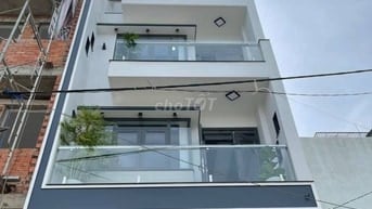 Bán nhà MT đường 30m Bình Thành, 2 lầu, sân thượng, Quận Bình Tân.