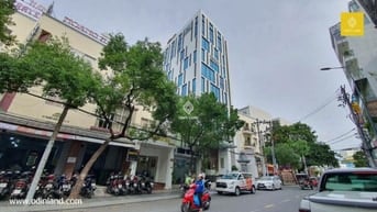 Gia đình bán gấp nhà mặt tiền phạm văn bạch q. tân bình dtich: 4.7x24m