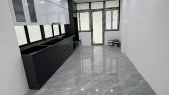Siêu Phẩm Đống Đa Láng Trung - Cách 10m Ô tô - Thông Tứ Tung - Nhà mới