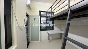 PHÒNG BAN CÔNG, ĐỐI DIỆN VẠN PHÚC, CHO SINH VIÊN