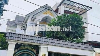Cho thuê biệt thự góc 2 MT DX070, Định Hòa, TDM – Bình Dương