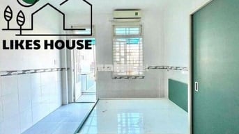 Studio Ban Công 40m2 Ngay Tô Ký Công Viên Phần Mềm Quang Trung