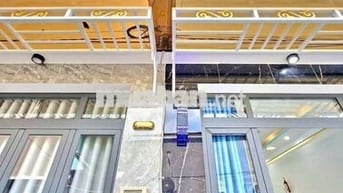Cần bán nhà mặt tiền hẻm đường huỳnh tấn phát nhà bè