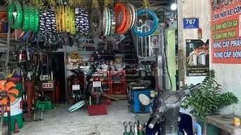 Tuyển dụng nhân sự tiệm sửa xe