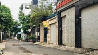 Bán nhà hẻm Nguyễn Đình Chính, P11, PN - 7,2x6m nở hậu 2 Lầu