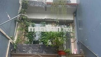 🏡 Cho Thuê Nhà MT Đường Hoàng Hoa Thám_6x20m, Hầm 3 Lầu, Có Máy Lạnh.
