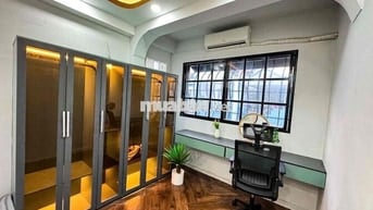 CĂN HỘ 2 Phòng Ngủ Ngay Etown Cộng Hoà , Bancol & Cửa Sổ Trời Cực Chil