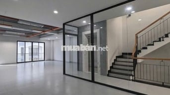 CHO THUÊ VĂN PHÒNG VẠN PHÚC CITY RỘNG 7x15m  GIÁ CHỈ 13 TRIỆU/THÁNG