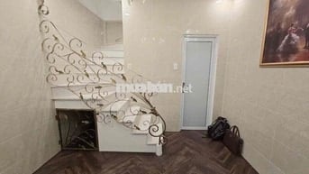 Bán nhà 4 tầng BTCT hẻm 4,5m nguyễn thiện thuật P2 Q3