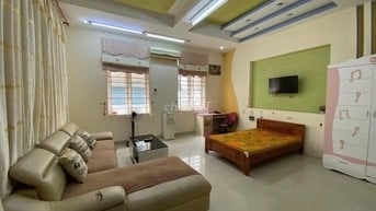 Cho thuê nhà ngõ 28 trần điền 56m x6T ô tô tô đỗ cửa