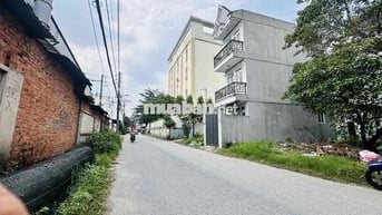 BÁN NHÀ MT THỚI AN 28 cách lê thị riêng 50m , ngang 5x20m