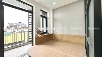 CĂN HỘ 1 PHÒNG NGỦ BAN CÔNG - FULL NỘI THẤT - THANG MÁY BẢO VỆ 24/7