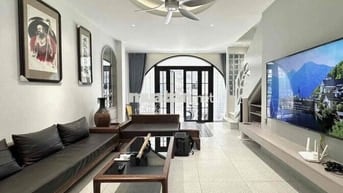 SIÊU PHẨM KHU LAM SƠN – NHÀ KTS THIẾT KẾ -FULL NỘI THẤT GỖ TỰ NHIÊN!