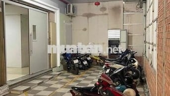 Mình pass 2 phòng - ban công riêng - tách bếp