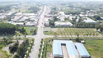 CẦN BÁN GẤP LÔ ĐẤT KẾ BÊN SÂN BAY LONG THÀNH