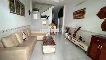 BÁN GẤP NHÀ ĐẸP HTP QUẬN 7 NGAY CẦU PHÚ MỸ DT:60M2(4❌15) GIÁ CHỈ 4TỶ