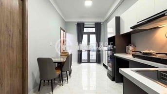 Cho thuê căn hộ 2PN quận 10 Sư Vạn Hạnh full nội thất ban công thoáng