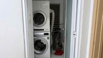 12tr5/tháng, Căn góc, 2PN, 2WC, C/c Screc, Trường Sa, P12, Q3.