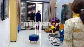 Nhà đẹp 4PN, 5wc vào ở liền Giá 20Tr phù hợp GĐ cty đây ạ