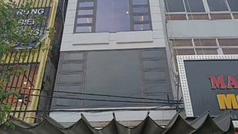 Chính chủ cho thuê tòa nhà 5 Tầng hơn 400m2, mặt tiền cực Vip Đồng Đen