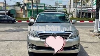 Toyota Fortuner 2015 2.7V 4x4 AT - 90000 km