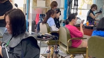 Salon quận 7 tuyển 1 thợ phụ 1 thợ chính 