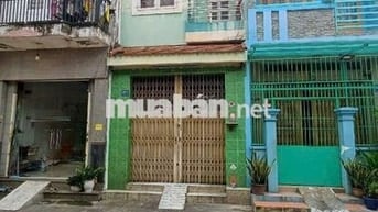 NHÀ 3 LẦU LẠC LONG QUÂN P3 Q11 ( 3,8m x 14m)